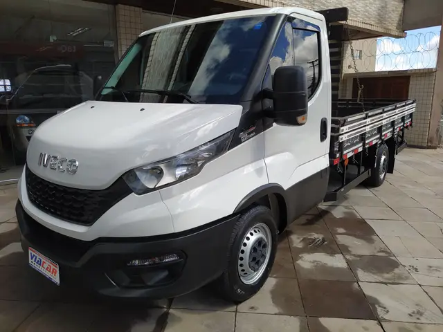 Carro Iveco Daily Chassi 2022 DAILY CITY CH. 30-130 Longo 2.3 (Diesel)