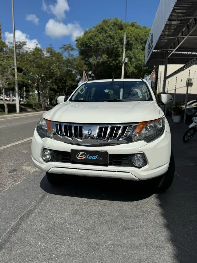 Carro Mitsubishi L200 Triton Sport 2018 Sport 2.4 DID-H GL 4WD