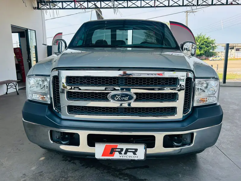 Ford F-250 XLT 4x2 3.9 (Cab Dupla)