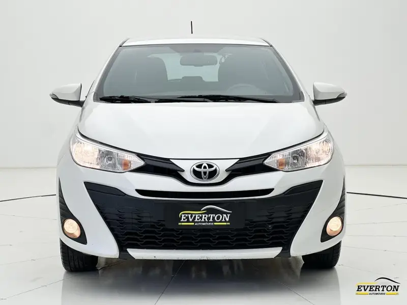 Toyota Yaris 1.3 XL CVT (Flex)