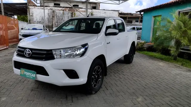 Carro Toyota Hilux Cabine Dupla 2019 Hilux 2.8 TDI CD STD 4x4 (Power Pack) (Diesel)