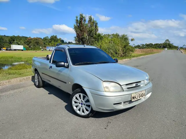 Carro Ford Courier 2009 L 1.6 (Flex)