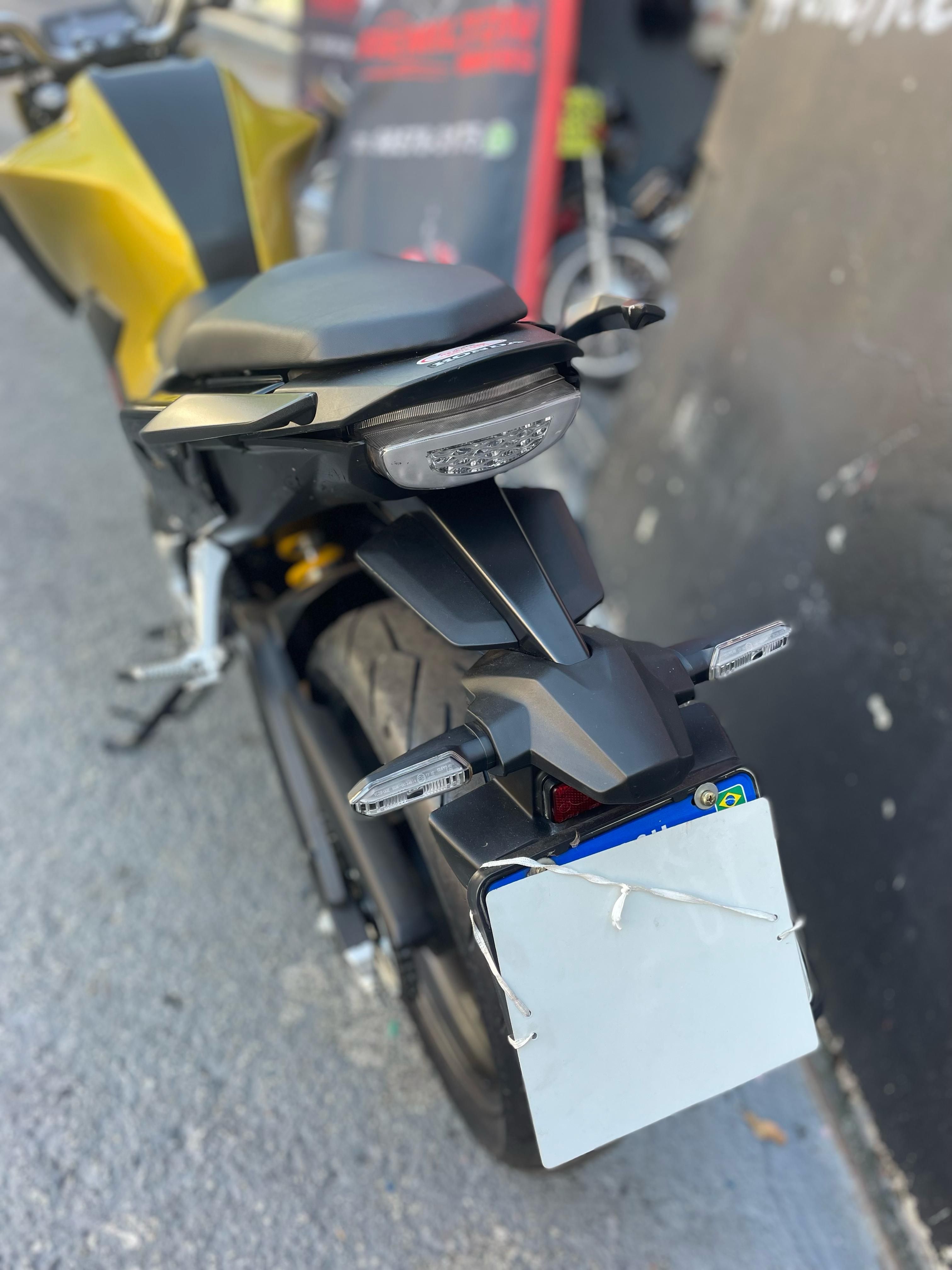 Honda CB 300F Twister