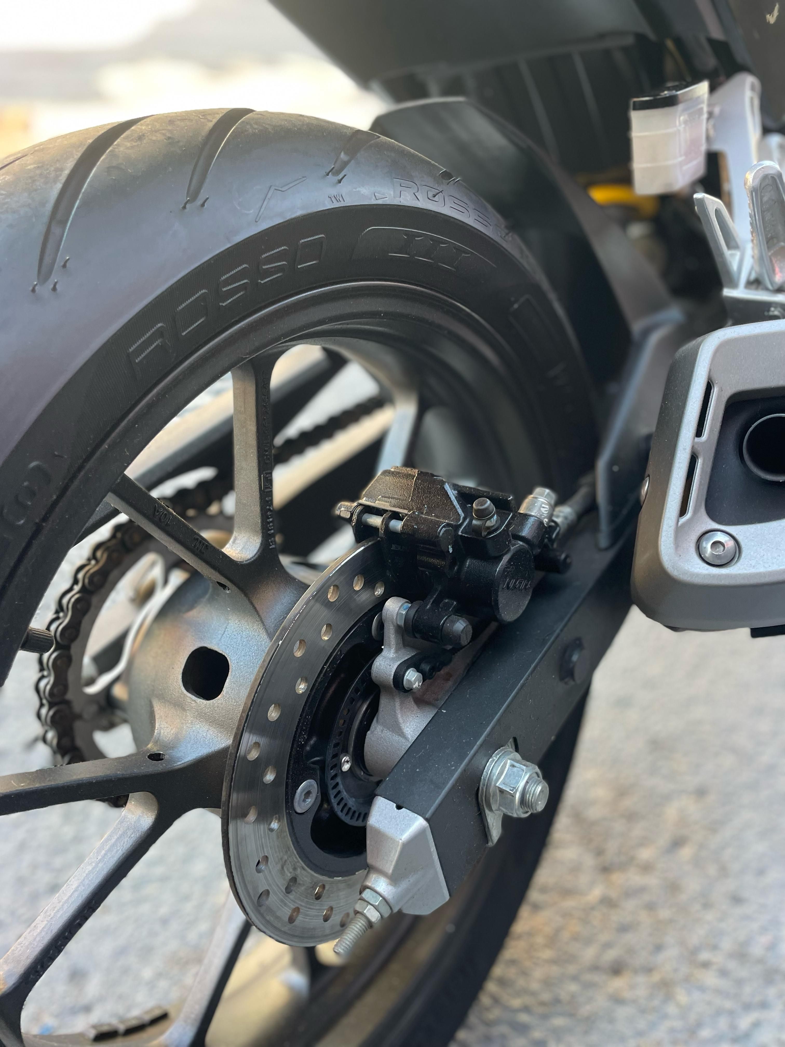 Honda CB 300F Twister