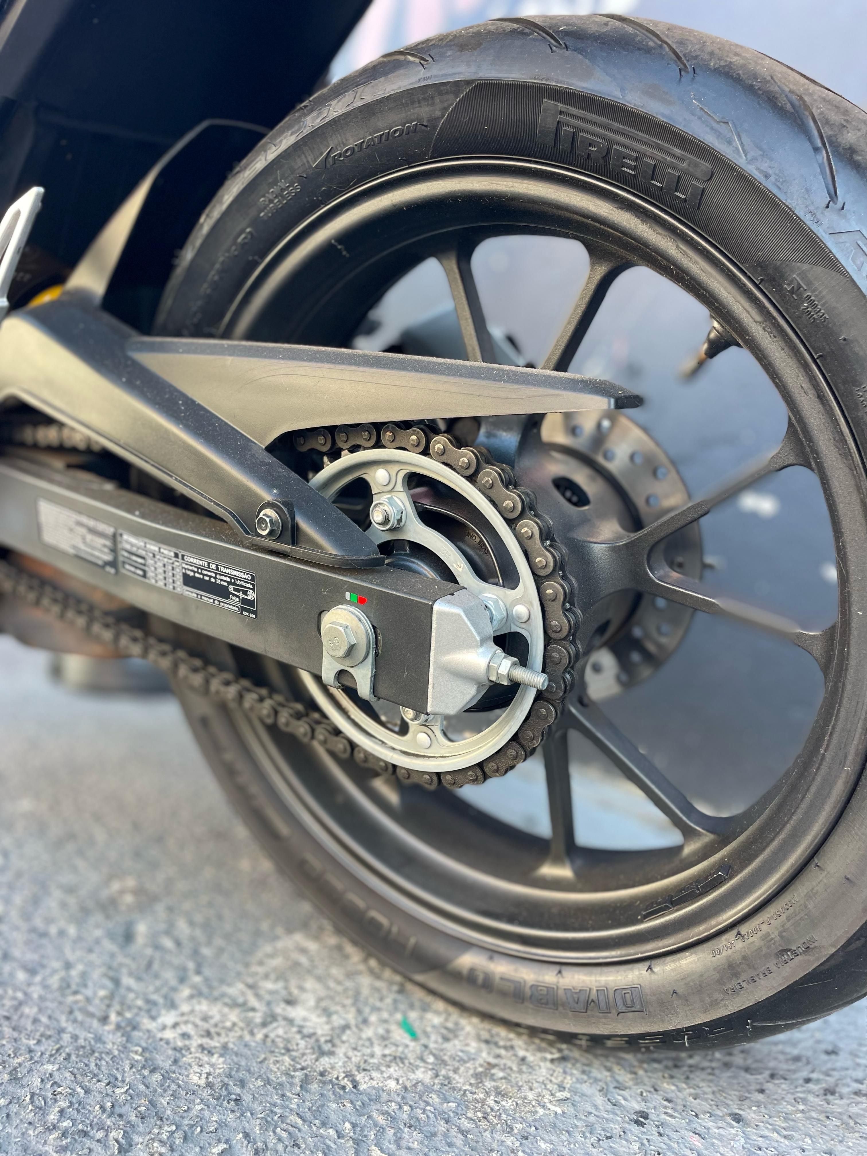 Honda CB 300F Twister