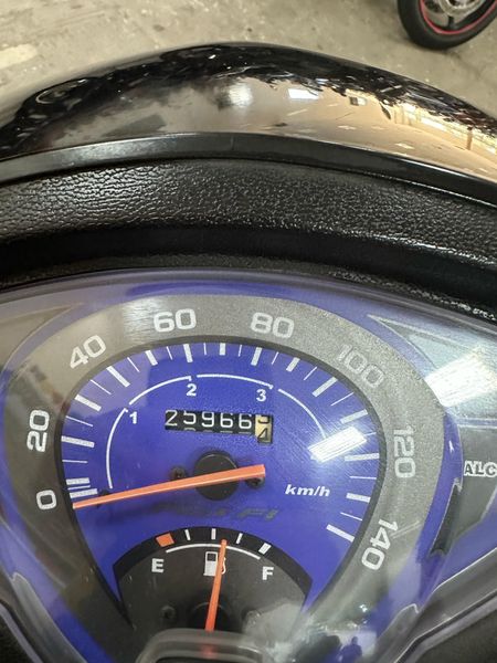 Biz 125i ES