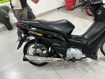 Biz 125i ES