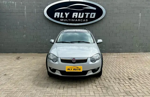 Carro Fiat Palio Weekend 2016 Trekking 1.6 16V (Flex)