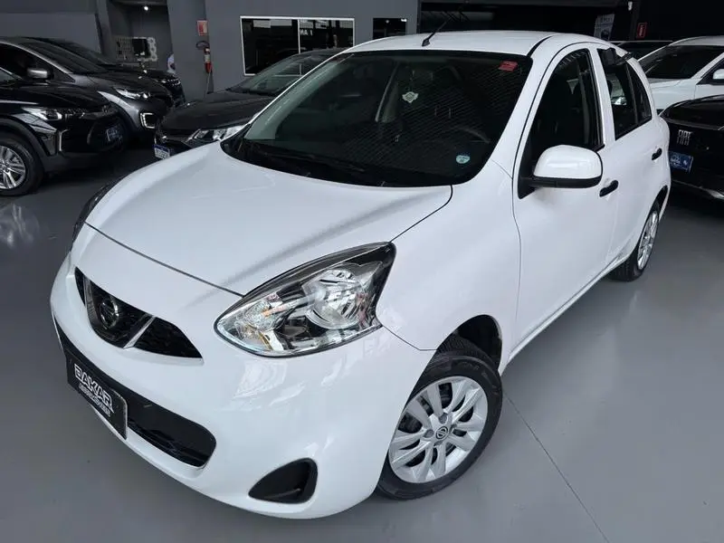 Nissan March 1.0 12V S (Flex)
