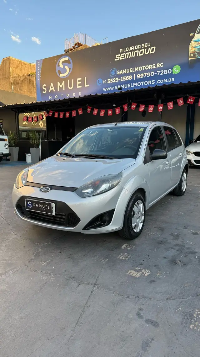 Carro Ford Fiesta Hatch 2012 1.0 (Flex)