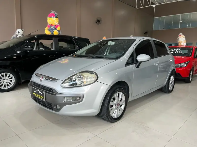 Fiat Punto Attractive 1.4 (Flex)