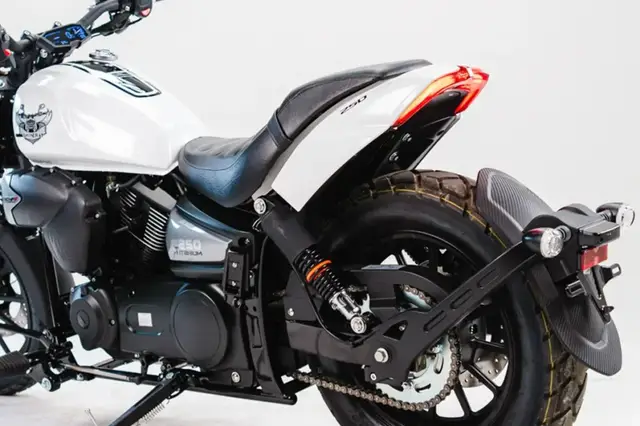 Moto Shineray Titanium 250 2025 EFI