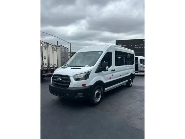 Carro Ford Transit 2024 Minibus 15 Lug. 2.0 16V Die Aut.