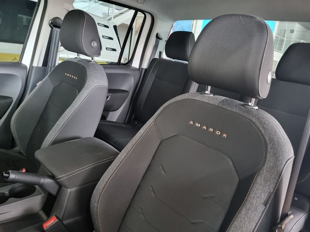 Amarok Comfortline 3.0 V6 CD 4x4 TDi (Aut)