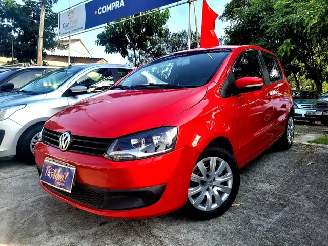 Carro Volkswagen Fox 2013 1.0 VHT (Flex) 4p