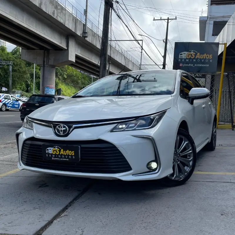 Toyota Corolla Altis Premium Hybrid 1.8