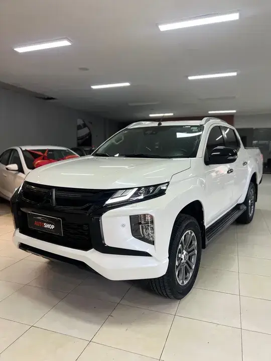 Carro Mitsubishi L200 Triton Sport 2021 Sport 2.4 DID-H HPE-S 4WD (Aut)