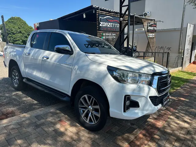 Carro Toyota Hilux Cabine Dupla 2019 Hilux 2.8 TDI SRV CD 4x4 (Aut)