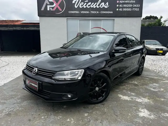 Carro Volkswagen Jetta 2014 2.0 Comfortline (Flex)