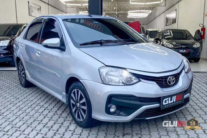Toyota Etios Sedan Platinum 1.5 (Aut) (Flex)