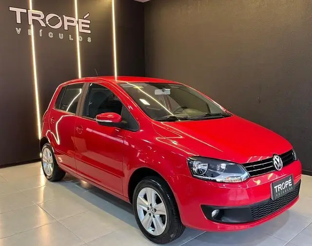 Carro Volkswagen Fox 2014 1.6 VHT (Flex)