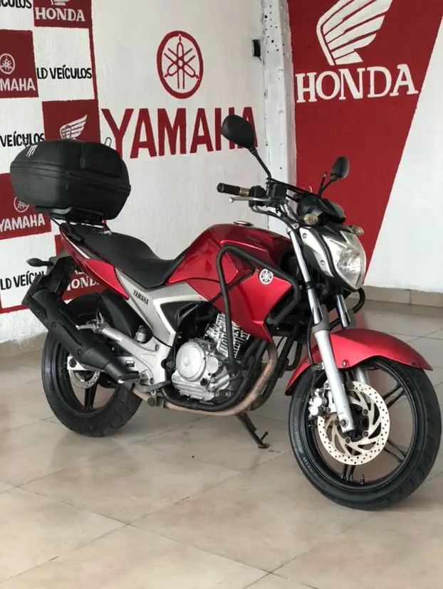 Yamaha Fazer 250 Black Edition