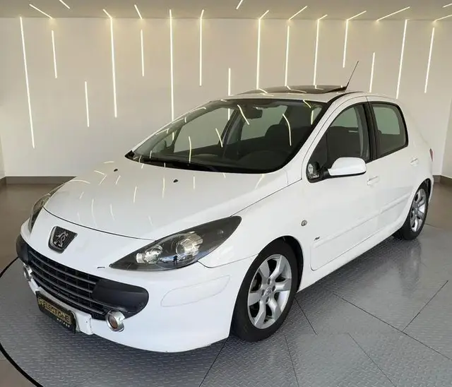 Carro Peugeot 307 2010 Hatch. Feline 2.0 16V (flex) (aut)