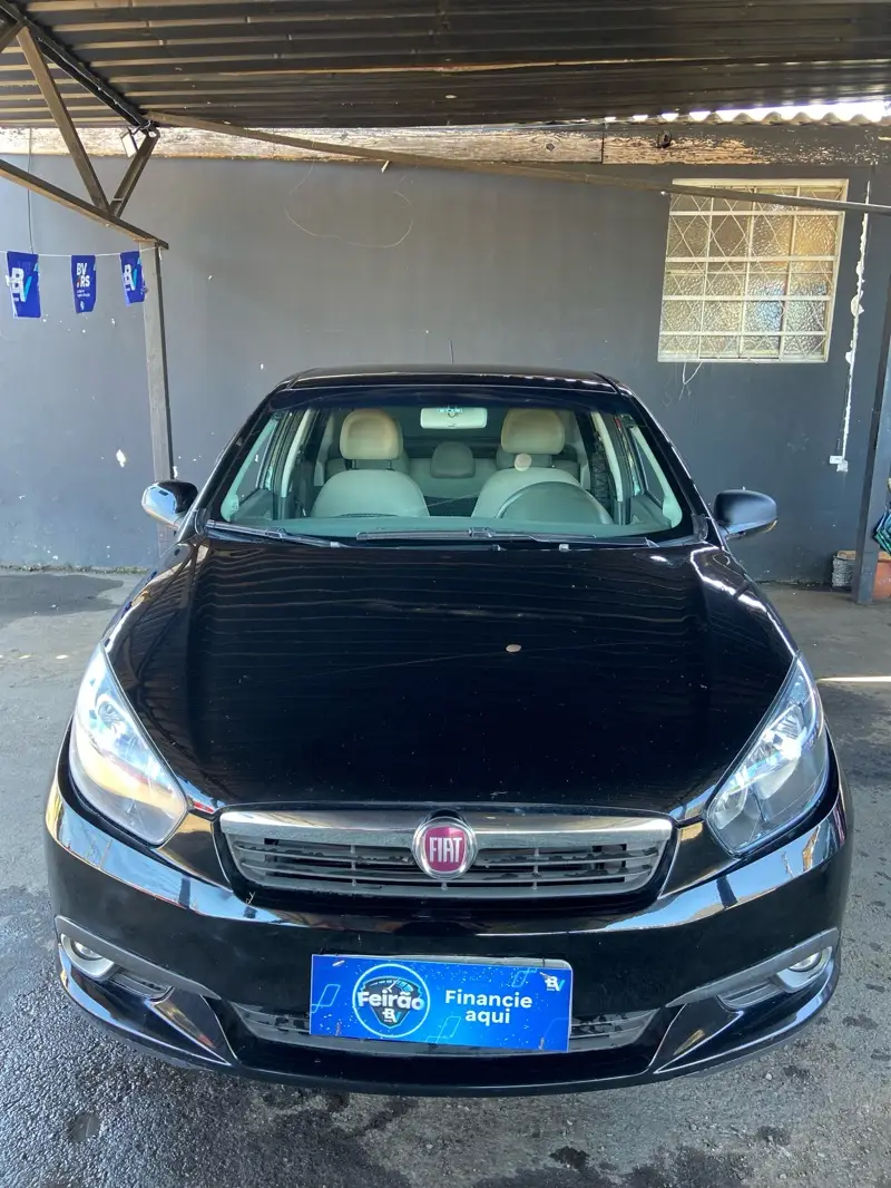 Fiat Grand Siena Essence 1.6 16V (Flex)