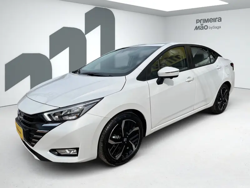 Nissan Versa Exclusive 1.6 (Flex) (Aut)