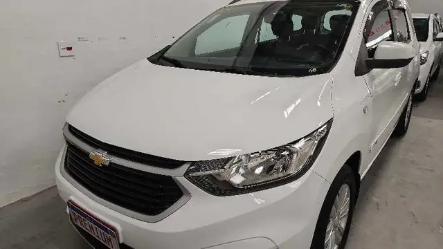 Carro Chevrolet Spin 2019 LT 5S 1.8 (Flex) (Aut)