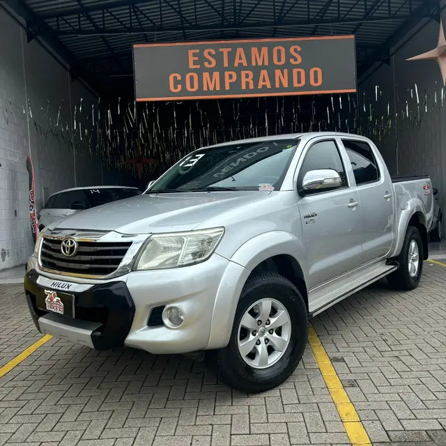 Carro Toyota Hilux Cabine Dupla 2013 Hilux 2.7 SRV CD 4x4 (Flex) (Aut)