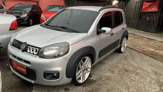 Carro Fiat Uno 2016 Vivace 1.0 8V (Flex) 4p