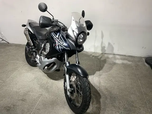 Carro Honda XL 700V 2011 Transalp