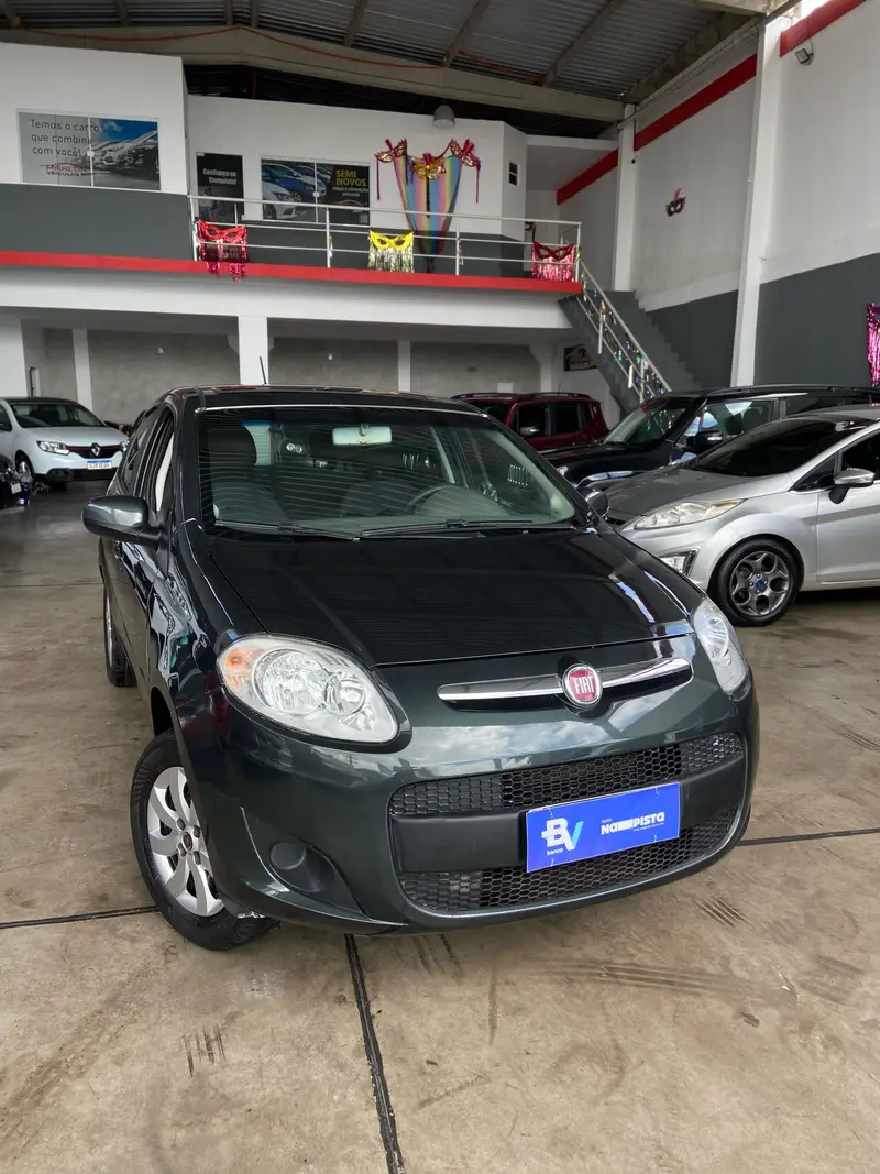 Fiat Palio Attractive 1.0 8V (Flex)