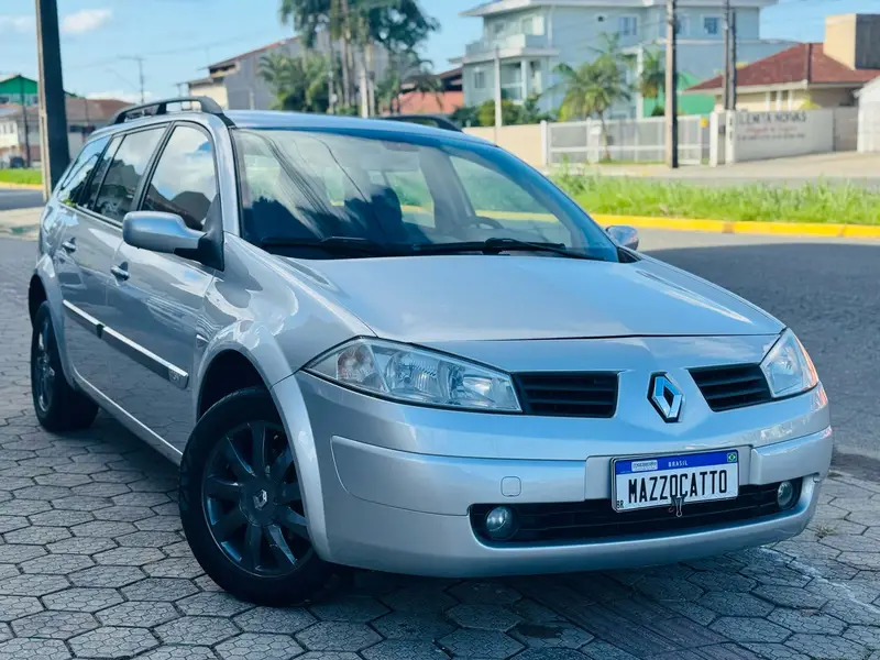 Renault Megane Grand Tour Mégane Grand Tour Dynamique 1.6 16V (flex)