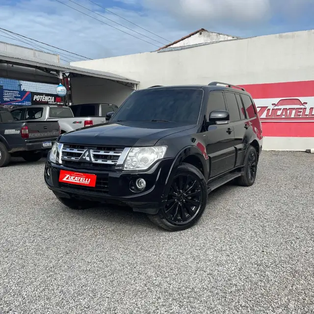 Carro Mitsubishi Pajero Full 2013 3.2 DI-D 5D HPE 4WD