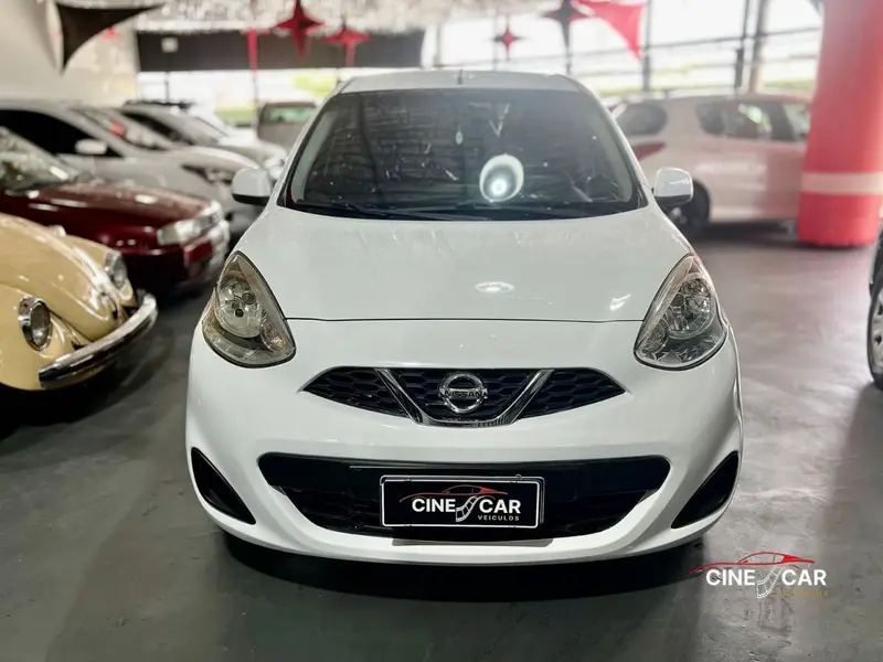 Nissan March 1.0 12V S (Flex)