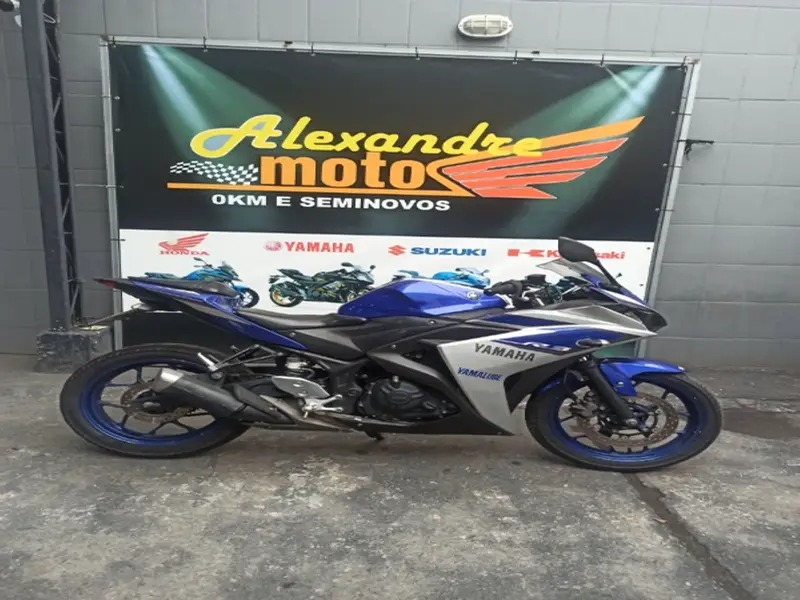 Yamaha YZF R3 (STD)