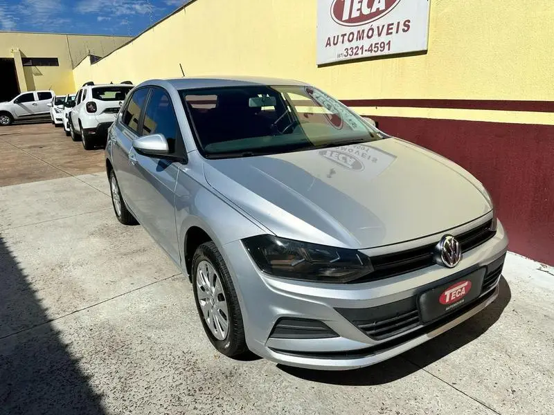 Volkswagen Polo 1.0 (Flex)