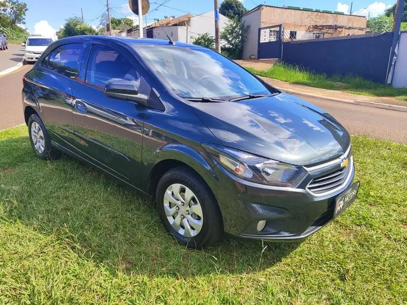 Chevrolet Onix 1.0 LT SPE/4