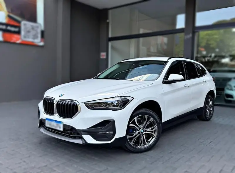 BMW X1 sDrive20i X-Line 2.0 Turbo (Flex) (Aut)