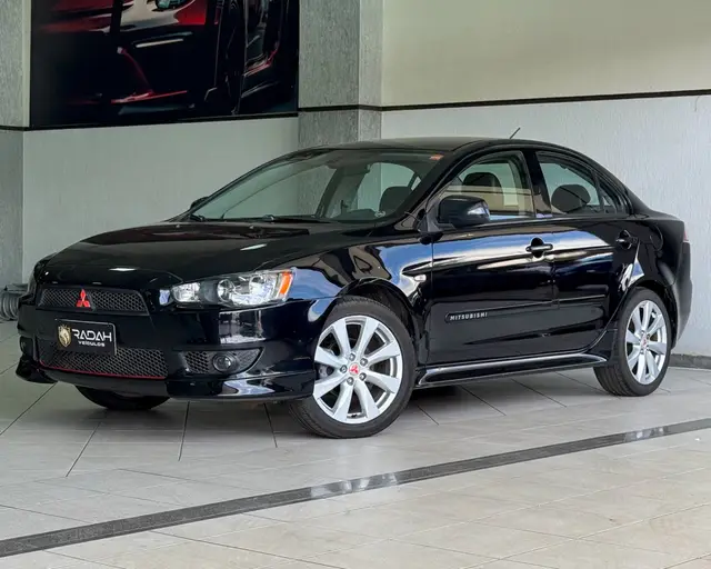 Carro Mitsubishi Lancer 2013 2.0 16V