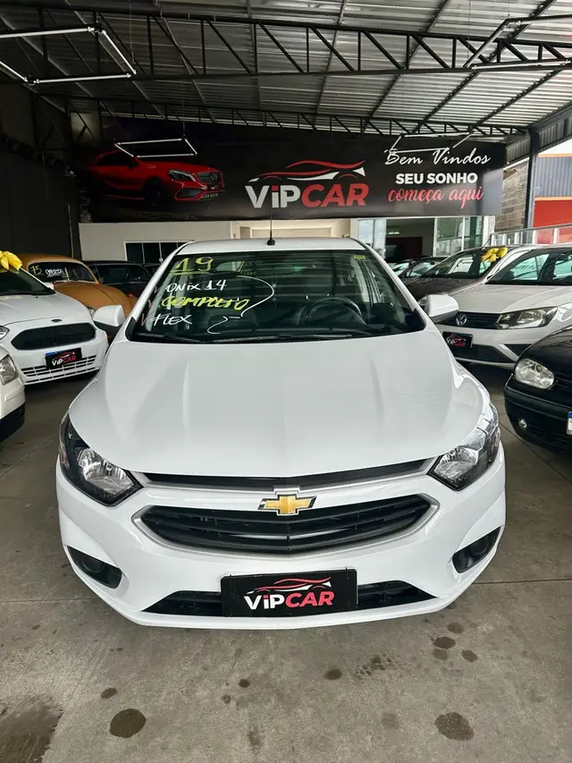 Carro Chevrolet Onix 2019 1.4 LT SPE/4
