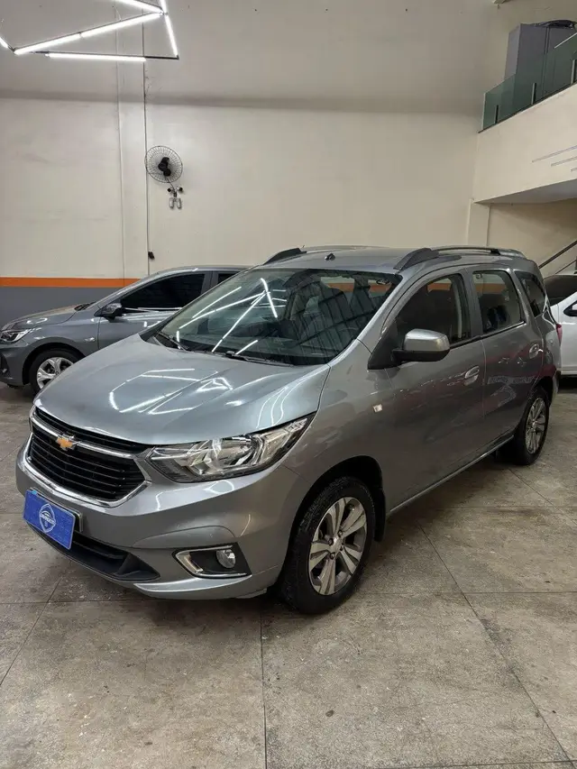 Carro Chevrolet Spin 2024 Premier 1.8 (Aut.)