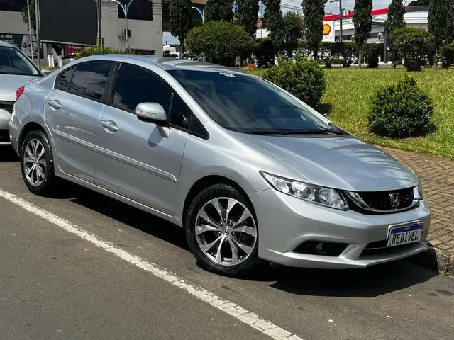 Carro Honda Civic 2016 LXR 2.0 i-VTEC (Aut) (Flex)