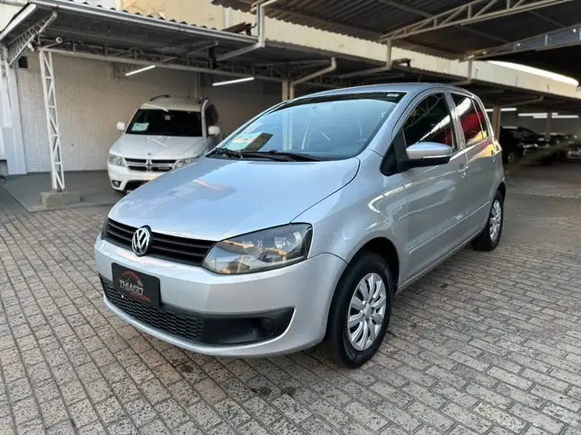 Volkswagen Fox 1.0 TEC BlueMotion (Flex) 4p