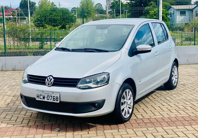 Carro Volkswagen Fox 2012 1.0 Mi Total Flex 8V
