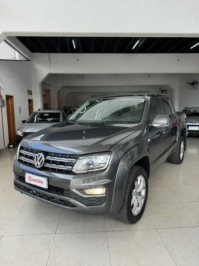 Carro Volkswagen Amarok 2017 2.0 CD 4x4 TDi Highline (Aut)