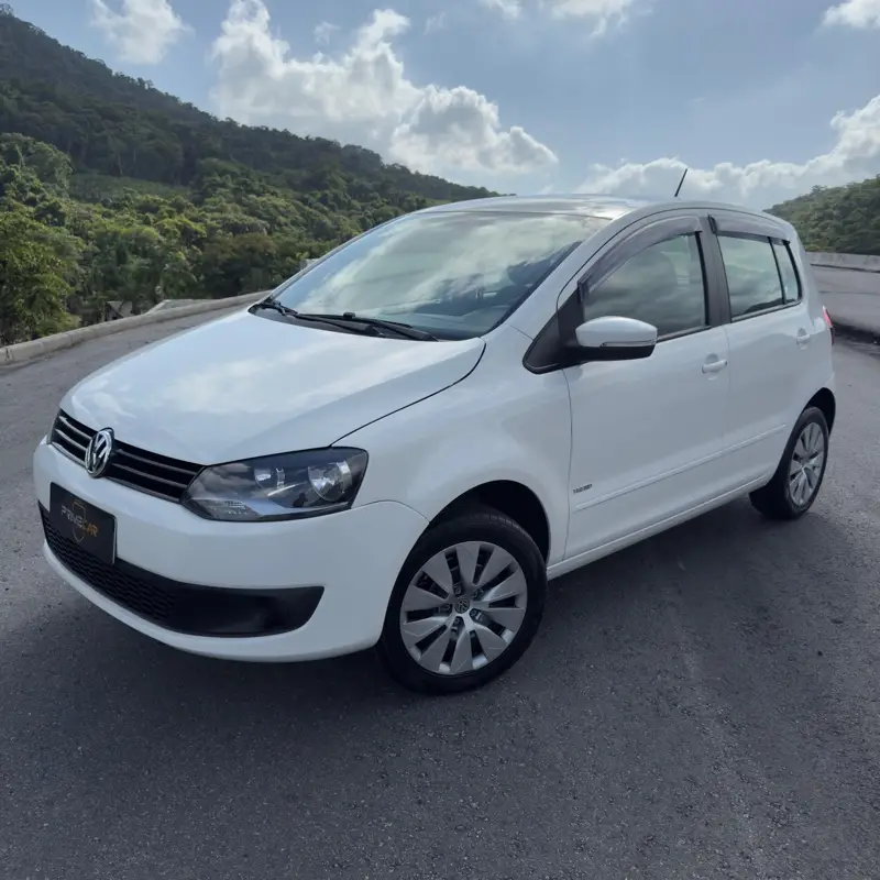 Volkswagen Fox 1.0 VHT (Flex) 2p