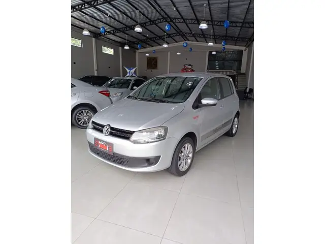 Carro Volkswagen Fox 2014 1.6 VHT Rock in Rio (Flex)